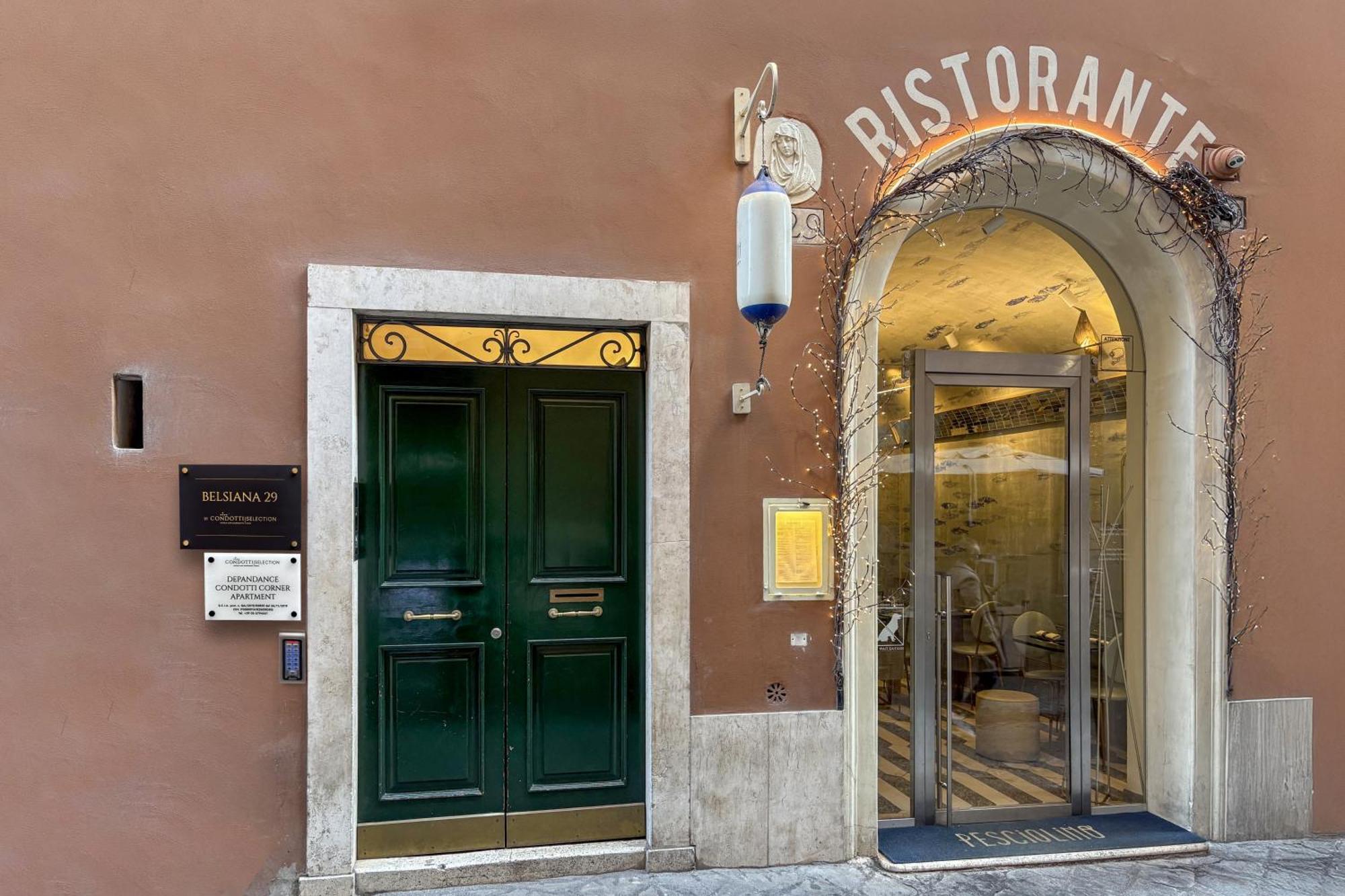 Condotti Corner Apartment Piazza Di Spagna ローマ エクステリア 写真